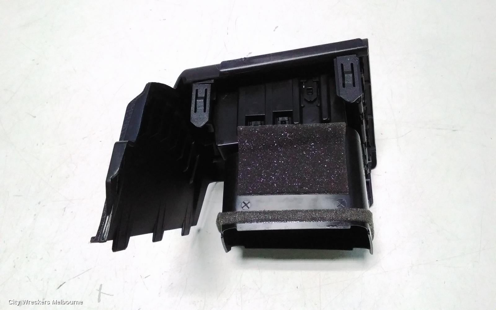 TOYOTA KLUGER, XU50 SERIES, 03/2014 - 02/2021, LH AIRVENT: 116303