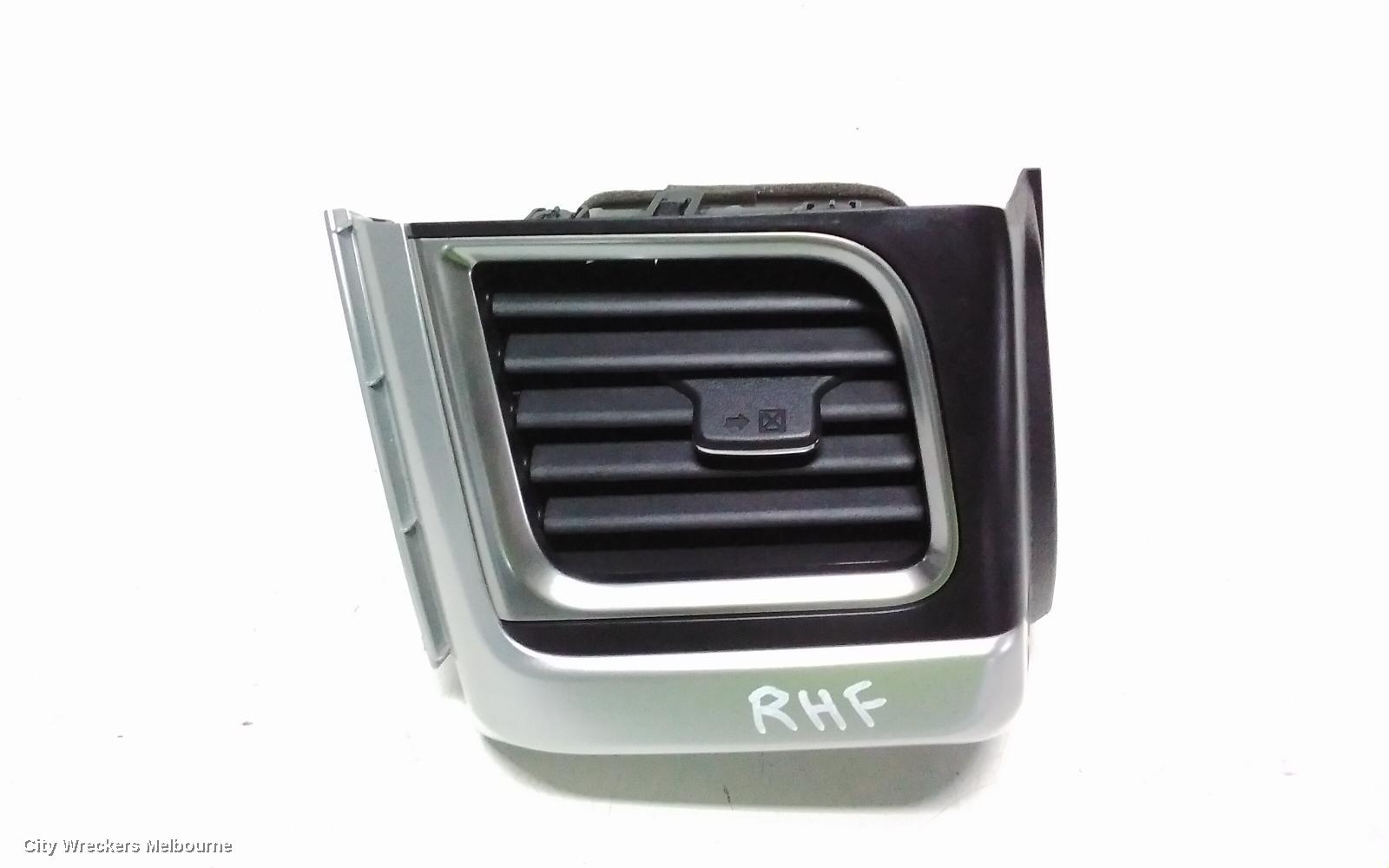 TOYOTA KLUGER, XU50 SERIES, 03/2014 - 02/2021, RH AIRVENT: 116304