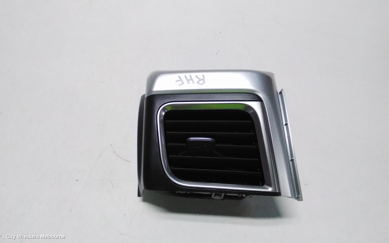 TOYOTA KLUGER, XU50 SERIES, 03/2014 - 02/2021, RH AIRVENT: 116304