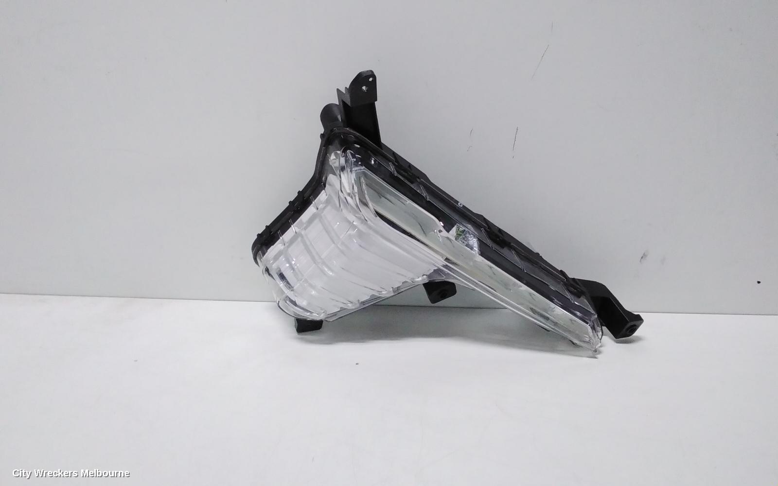 HYUNDAI SONATA LEFT INDICATOR/FOG/SIDE, DAYTIME RUNNING LAMP, LF, ACTIVE, 08/2017 - 01/2020