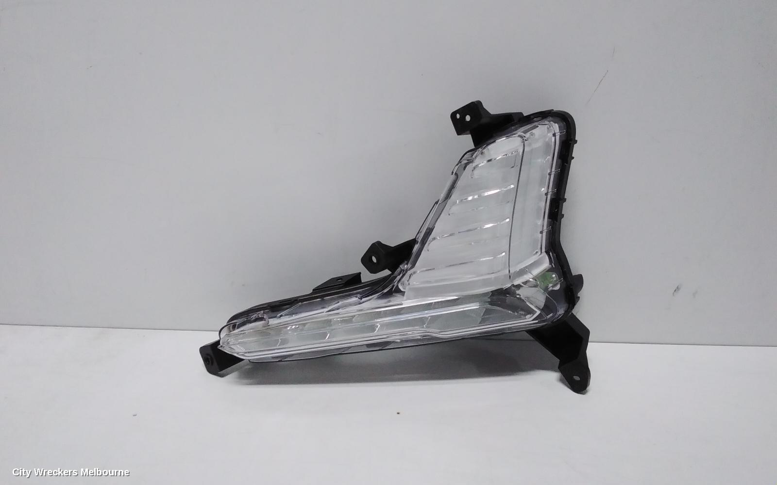 HYUNDAI SONATA LEFT INDICATOR/FOG/SIDE, DAYTIME RUNNING LAMP, LF, ACTIVE, 08/2017 - 01/2020