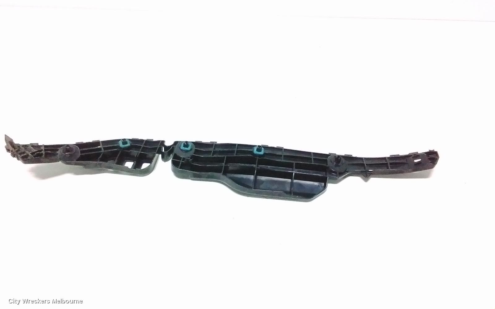 TOYOTA KLUGER, XU50 SERIES, 03/2014 - 02/2021, RHR BAR BRAKET: 116320