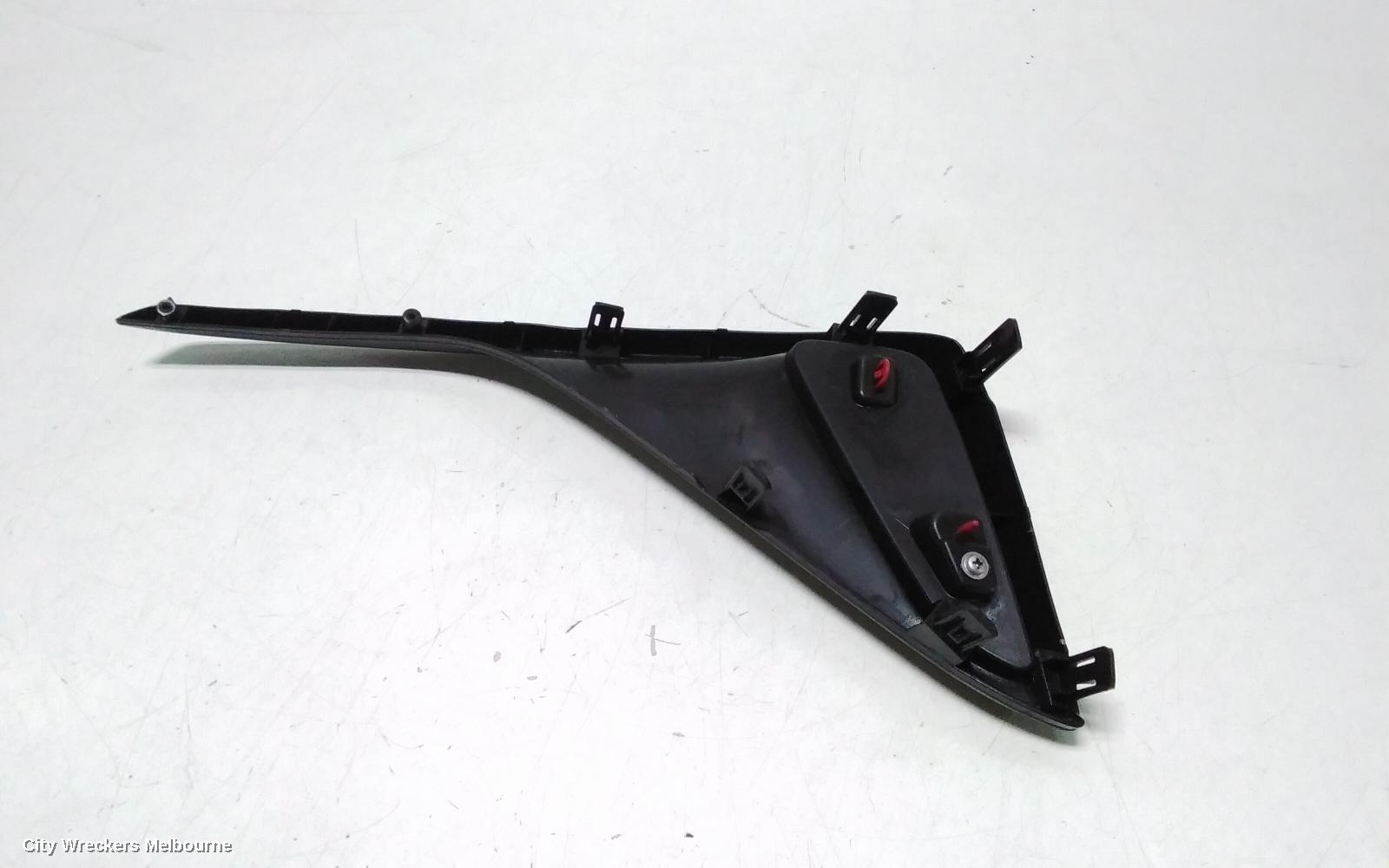TOYOTA C-HR LEFT TAILLIGHT, GEN 1, BUMPER REFLECTOR, 12/2016 ONWARDS