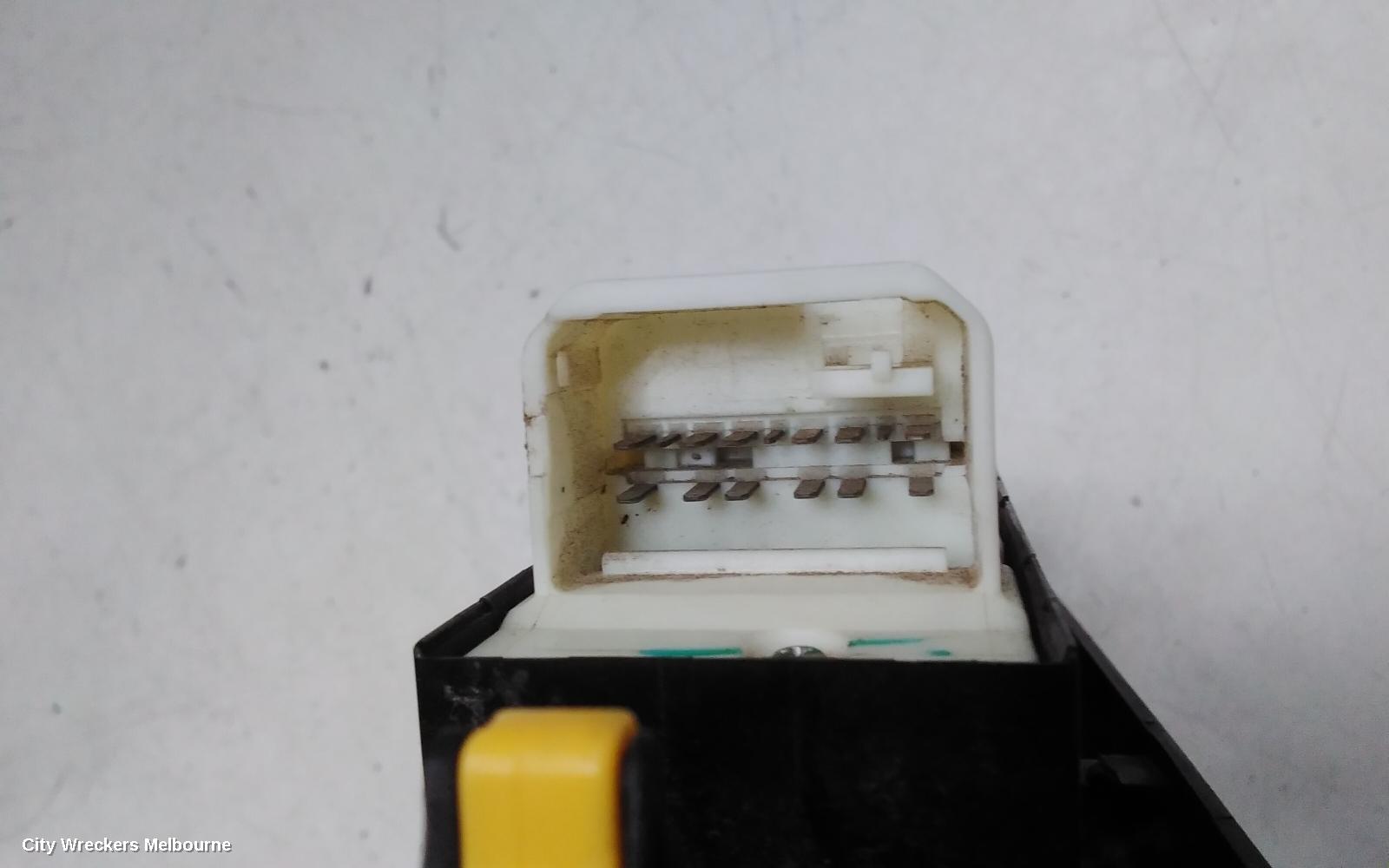 TOYOTA CAMRY PWR DR WIND SWITCH, RH FRONT (MASTER SWITCH), ASV50/AVV50, 11/2011 - 10/2017