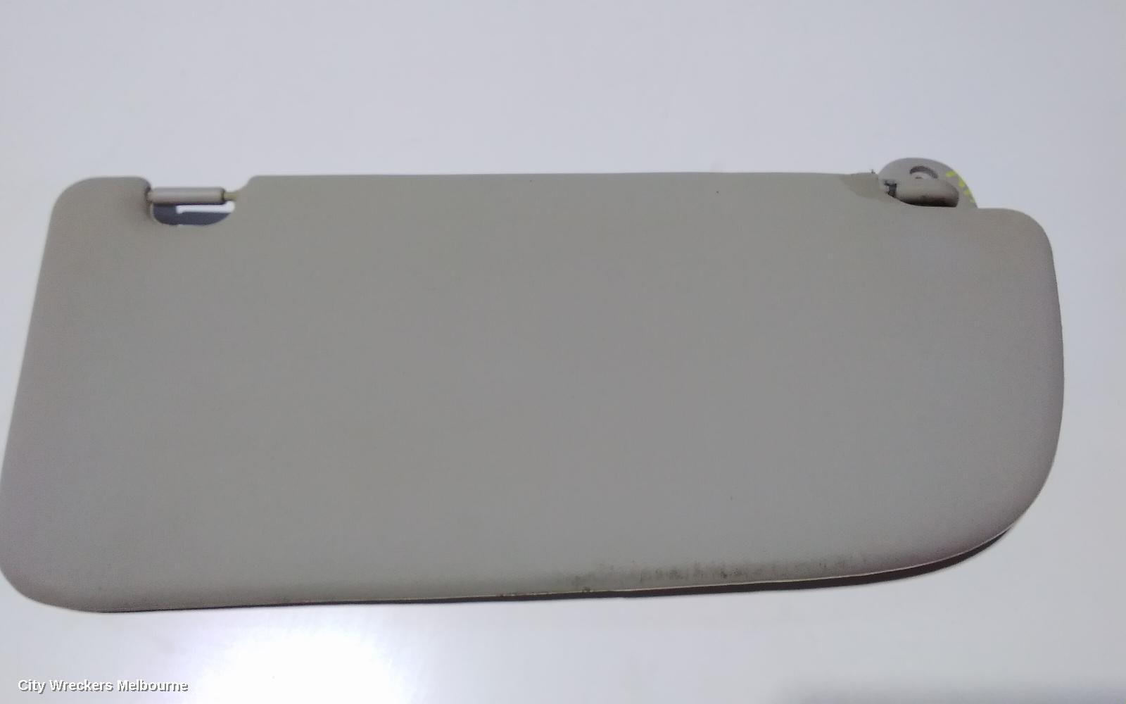 HOLDEN COLORADO SUNVISOR, RG, RH SIDE, 01/2012 - 12/2020