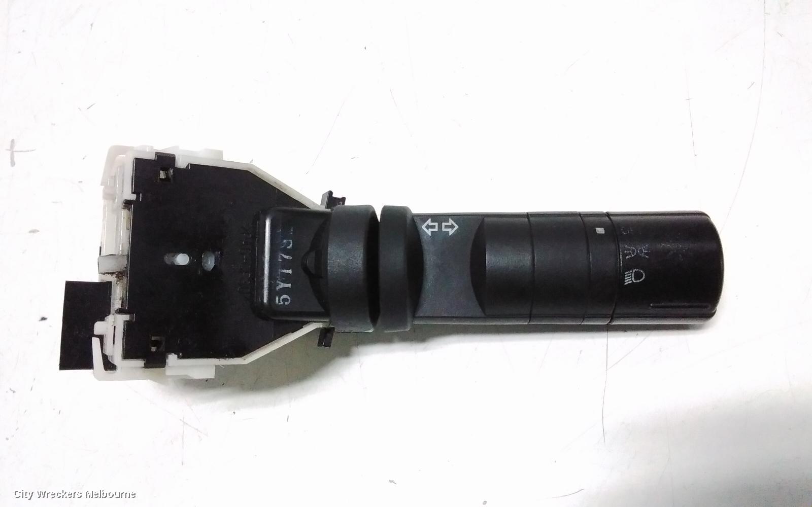 NISSAN NAVARA COMBINATION SWITCH, D40, FLASHER SWITCH, NON DRIVING LAMP TYPE, 09/2005 - 08/2015