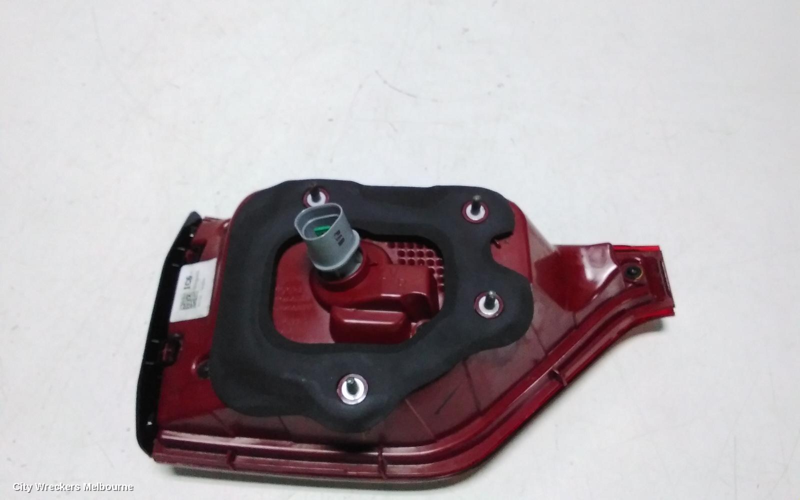 KIA SPORTAGE REAR GARNISH, TAILGATE LAMP (RH SIDE), GT LINE/SLI, QL, 07/2018 - 08/2021