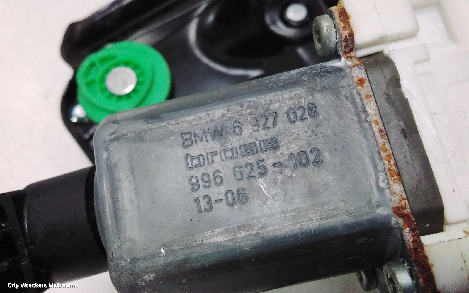 BMW X1 RIGHT FRONT WINDOW REG/MOTOR, E84, 04/2010 - 07/2015