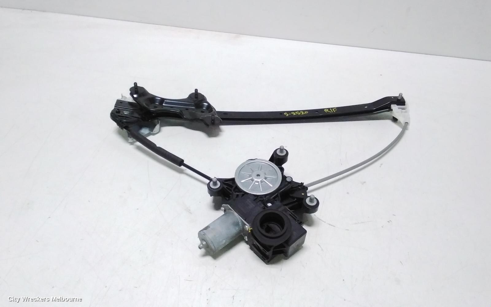 LEXUS UX RIGHT FRONT WINDOW REG/MOTOR, X10, 10/2018 ONWARDS