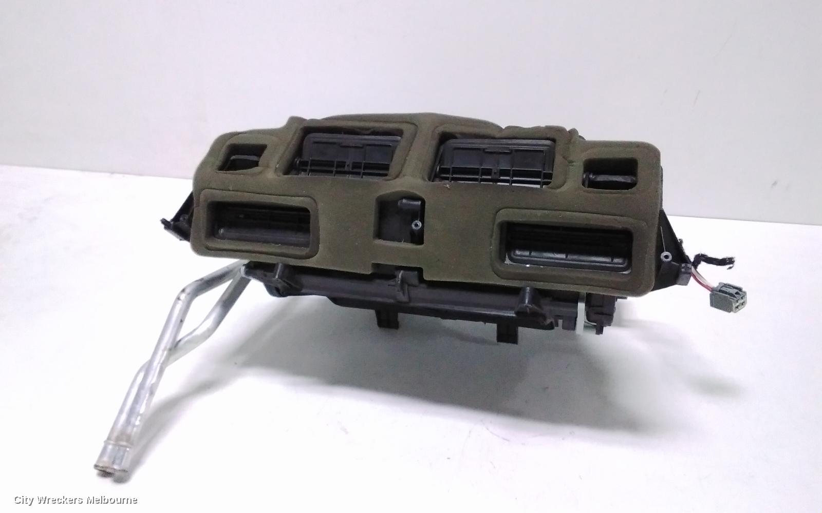 CHRYSLER 300C HEATER CORE/BOX, 11/2005 - 12/2011