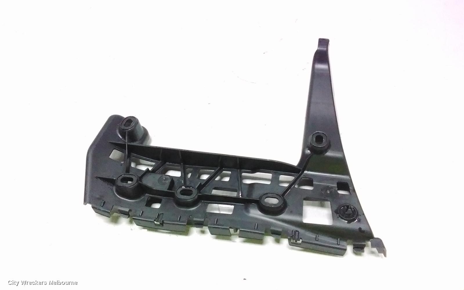 VOLKSWAGEN CADDY, 2KN, 12/2015 - 02/2021, RHR SLIDE BAR BRACKT: 116397