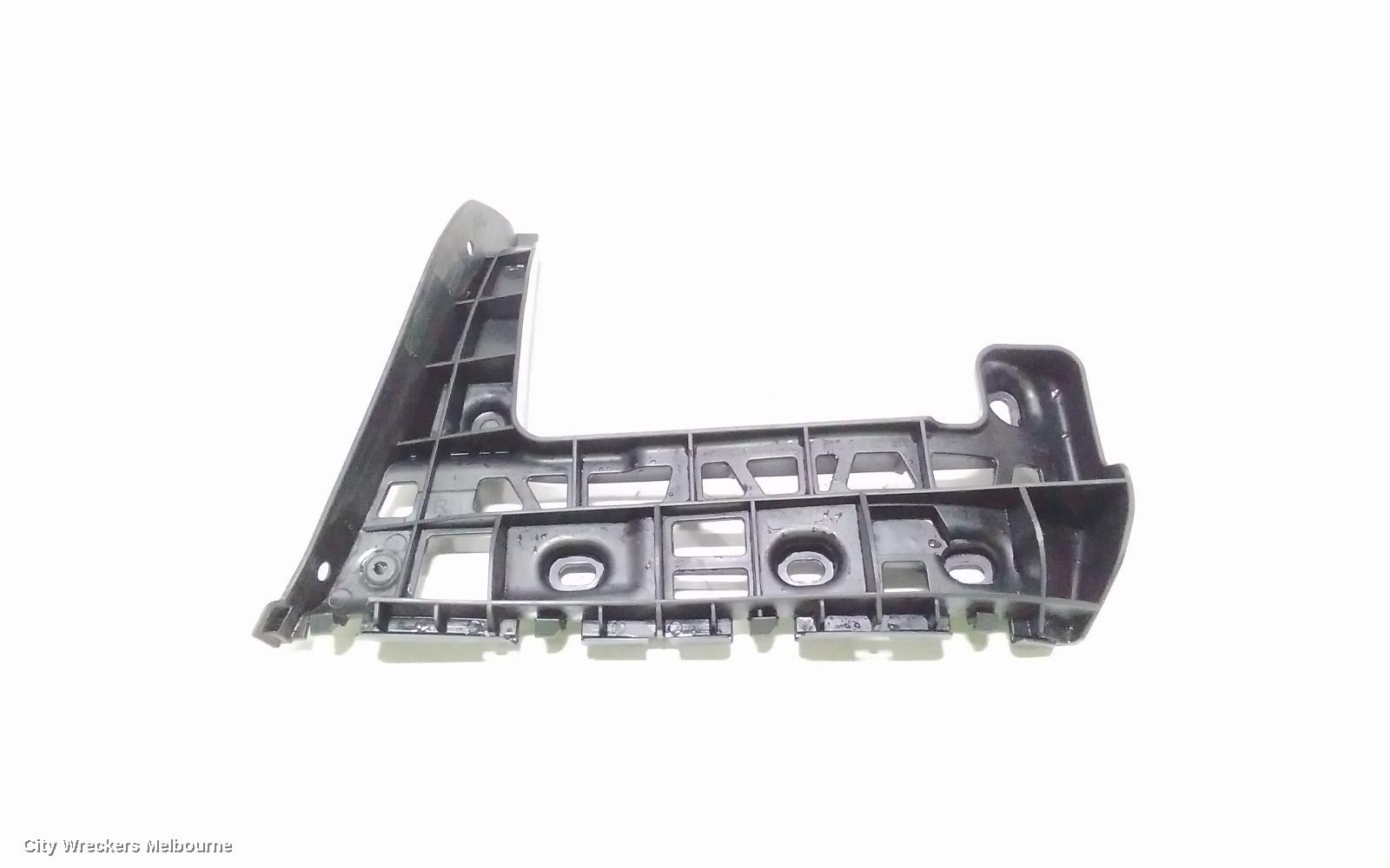 VOLKSWAGEN CADDY, 2KN, 12/2015 - 02/2021, RHR SLIDE BAR BRACKT: 116397