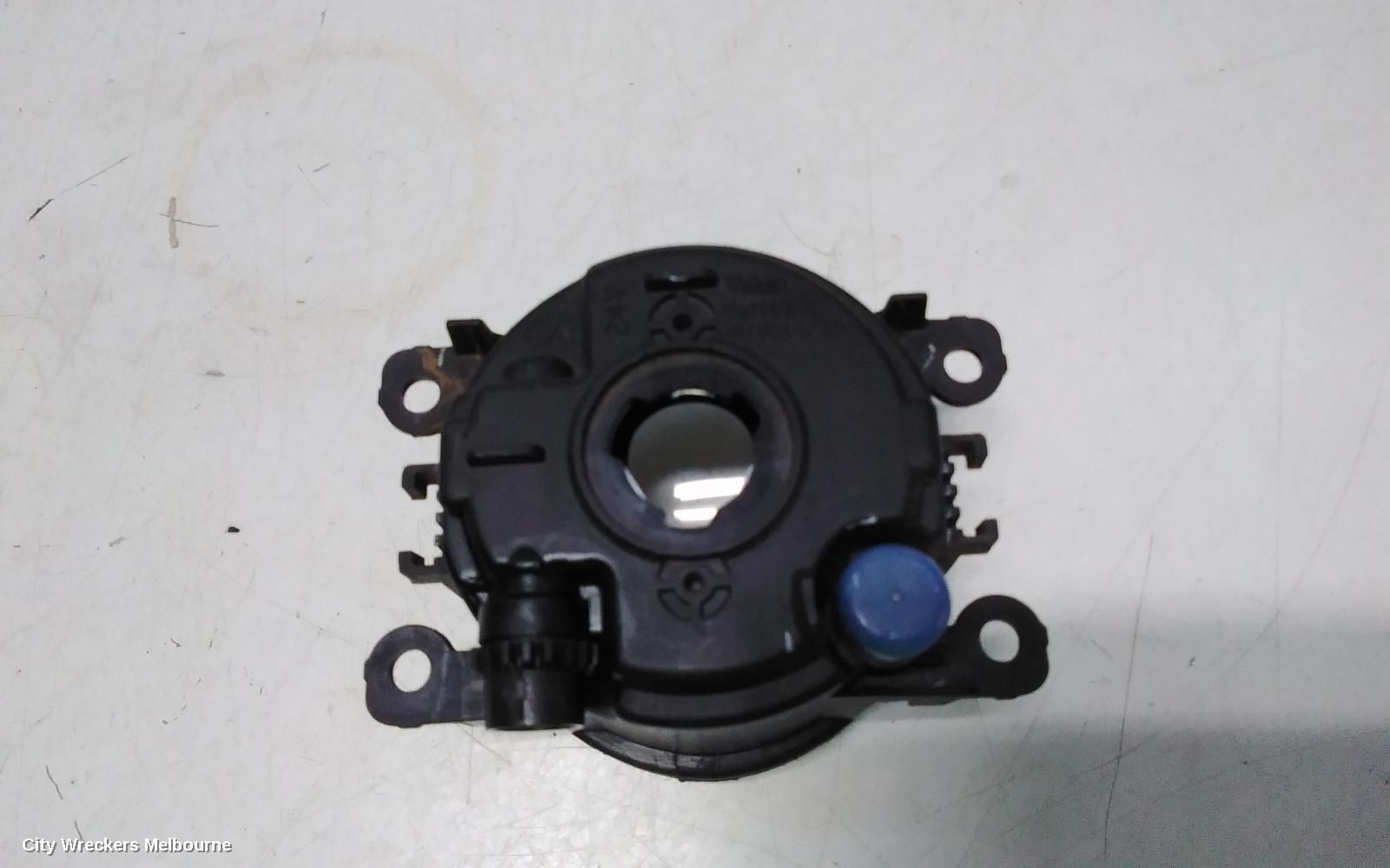 SUZUKI SWIFT RIGHT INDICATOR/FOG/SIDE, FZ, 08/2010 - 03/2017