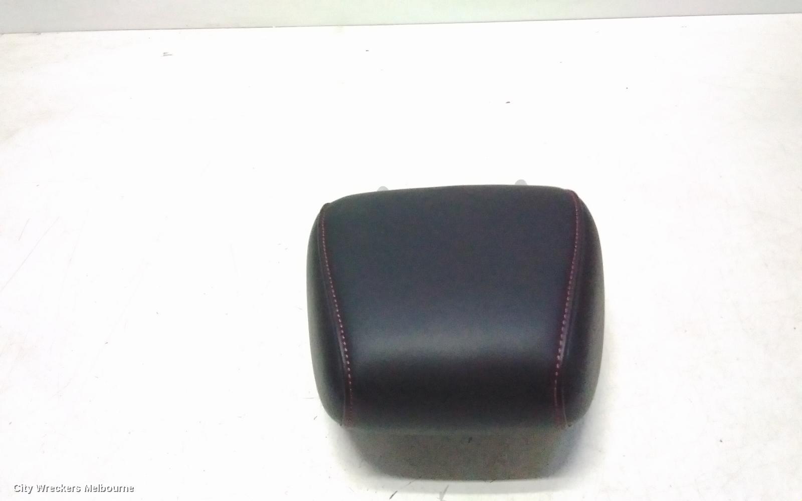 MG HS HEADREST, SAS23, 08/2019 - 12/2024