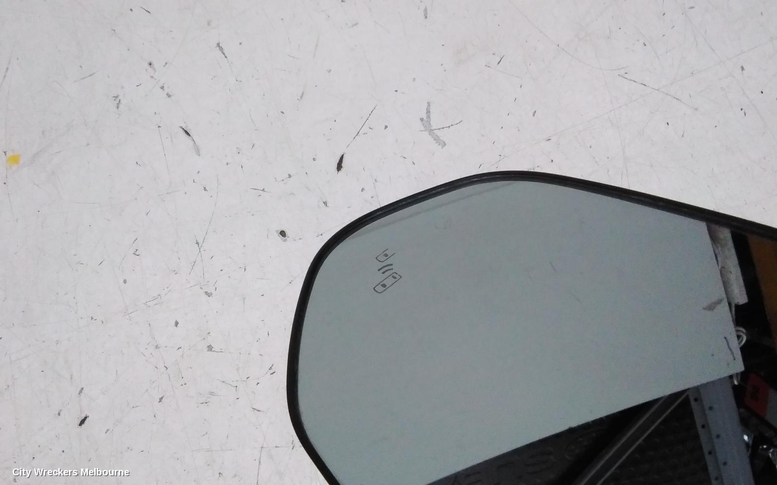 TOYOTA C-HR RIGHT DOOR MIRROR, GEN 1, POWER FOLD, HEATED, AUTO DIM, BLIND SPOT, COLOUR CODED TYPE, 10/2019 ONWARDS