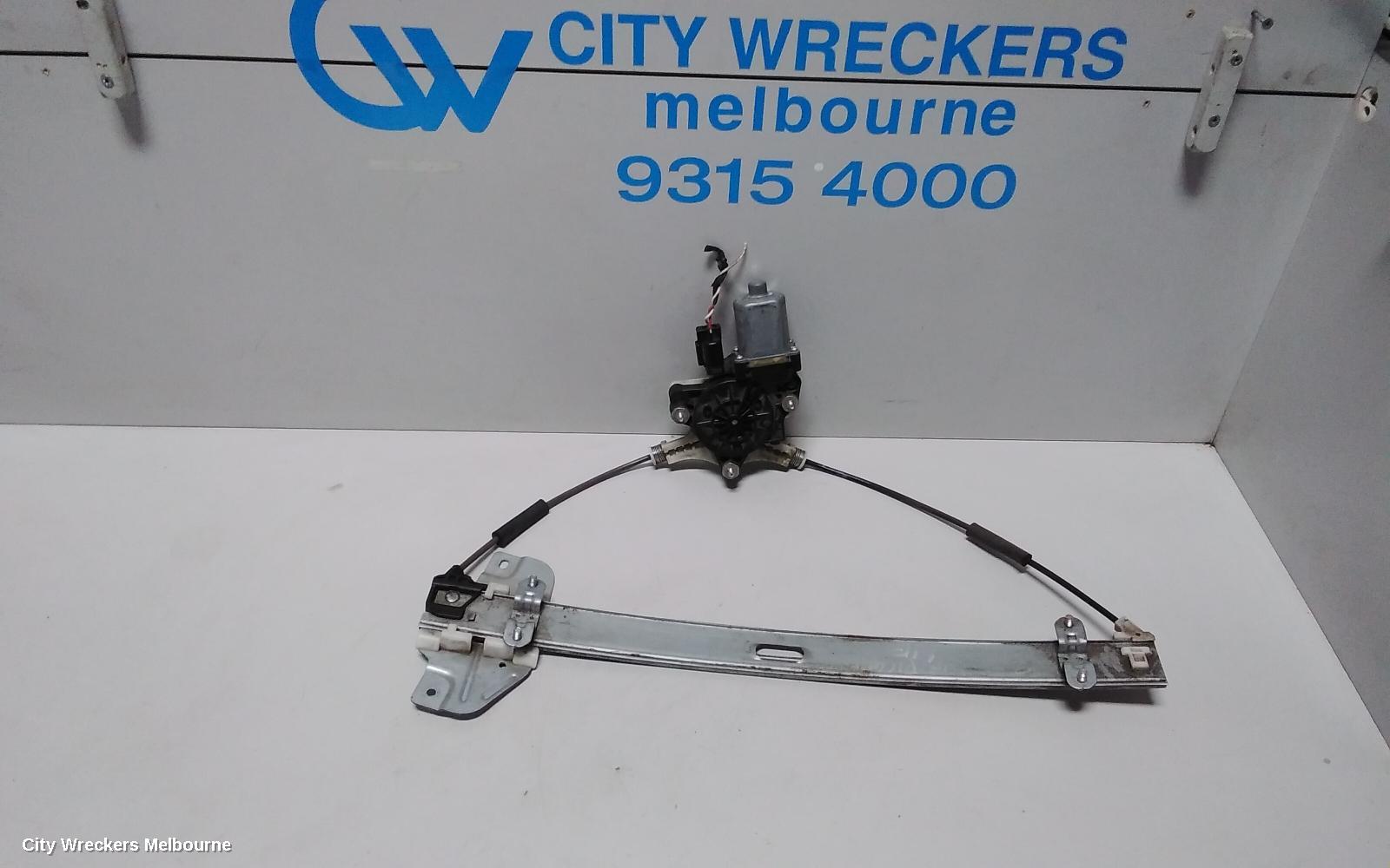 TOYOTA HIACE LEFT FRONT WINDOW REG/MOTOR, DOOR REG AND MOTOR ASSY, TRH/KDH, 03/2005 - 04/2019