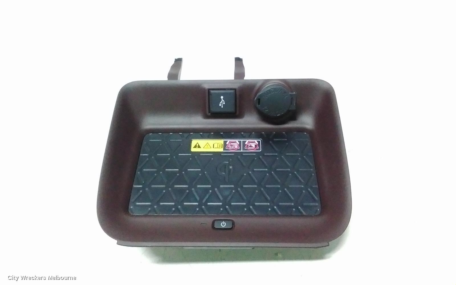TOYOTA RAV4, XA50, 11/2018 - 12/2025, WIRLESS CHARGER : 116463