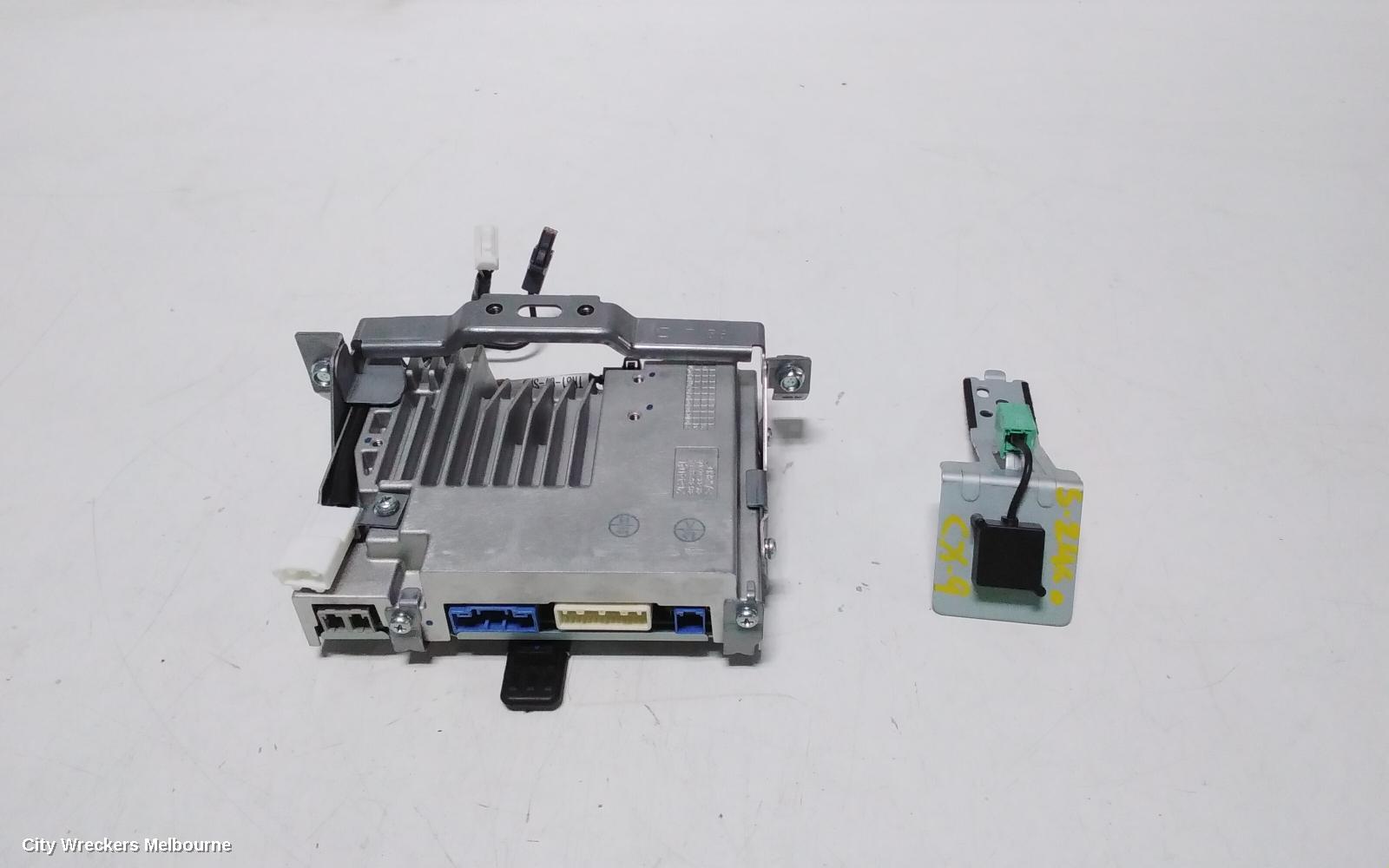 MAZDA CX9 RADIO/CD/DVD/SAT/TV, AMPLIFIER, TC, 07/2016 ONWARDS