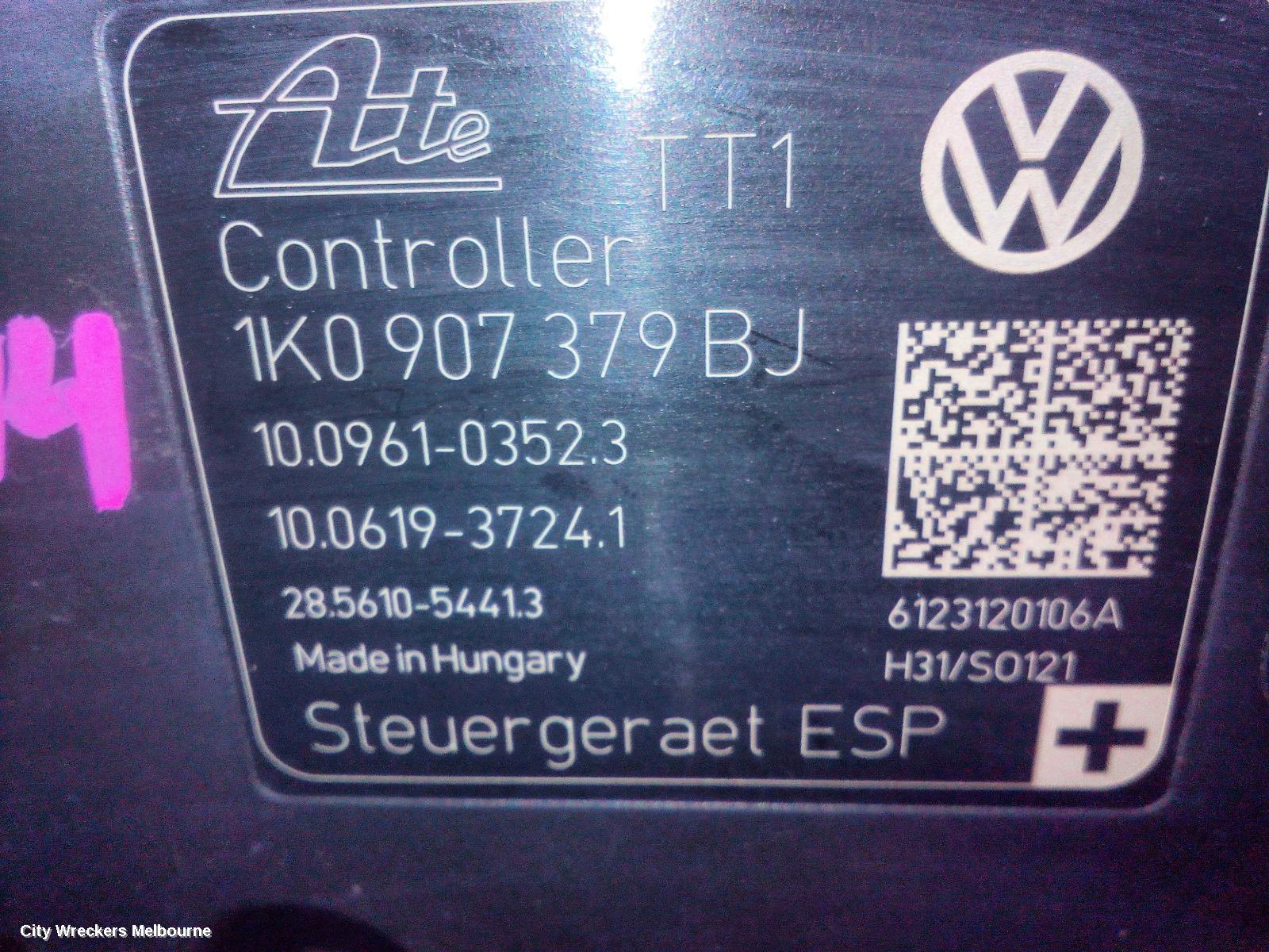 AUDI A3 ABS PUMP/MODULATOR, 8P, MOTOR P/N 1K0614517DJ, 06/2004 - 04/2013
