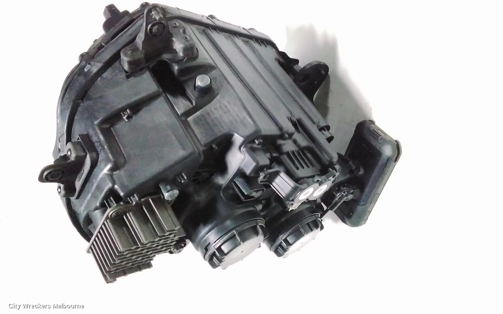 HYUNDAI PALISADE RIGHT HEADLAMP, LX2, LED TYPE, 07/2020 - 02/2022