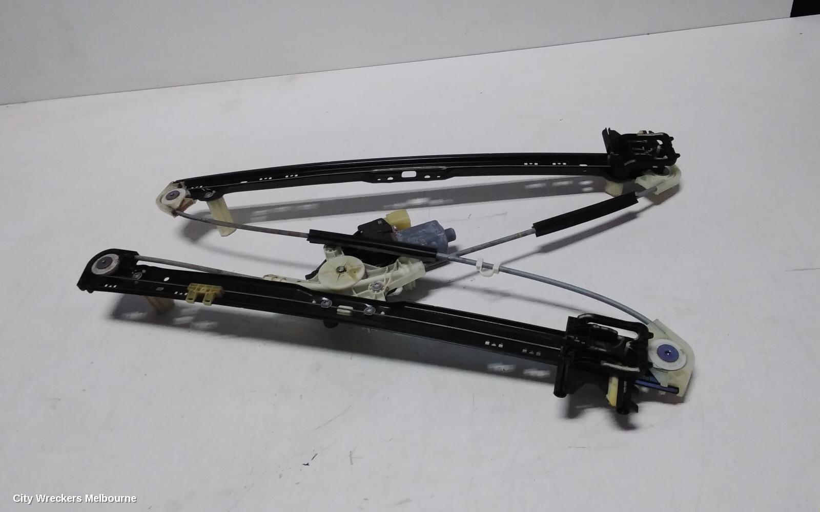 LAND ROVER RANGEROVER SPORT RIGHT REAR WND REG/MOTOR, L494, 12/2013 - 04/2022