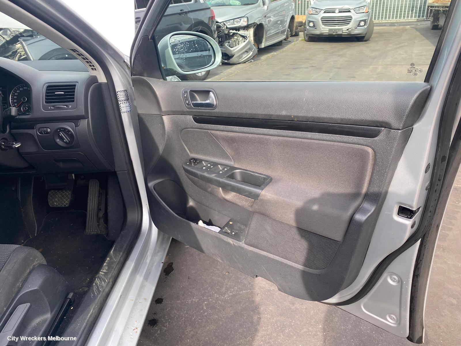VOLKSWAGEN JETTA LOWER ENGINE SPLASH TRAY