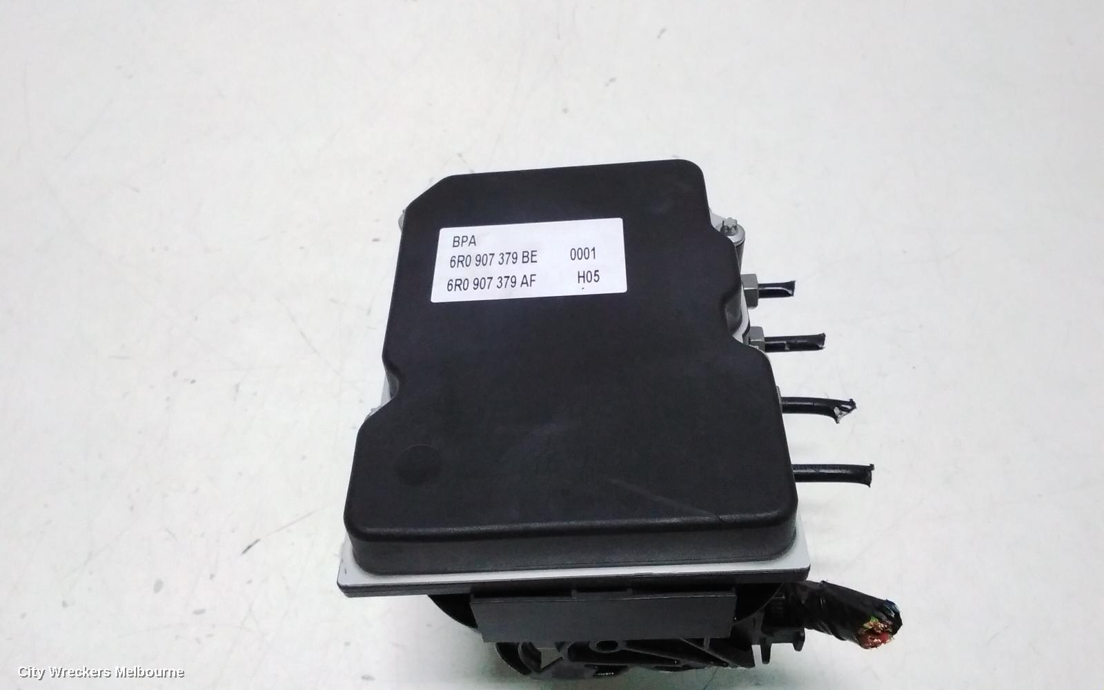 VOLKSWAGEN POLO ABS PUMP/MODULATOR, 6R, P/N 6R0907379AF, 05/2010 - 09/2017