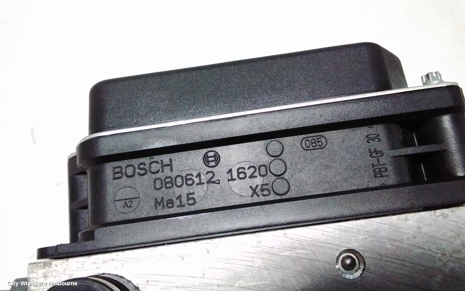VOLKSWAGEN POLO ABS PUMP/MODULATOR, 6R, P/N 6R0907379AF, 05/2010 - 09/2017