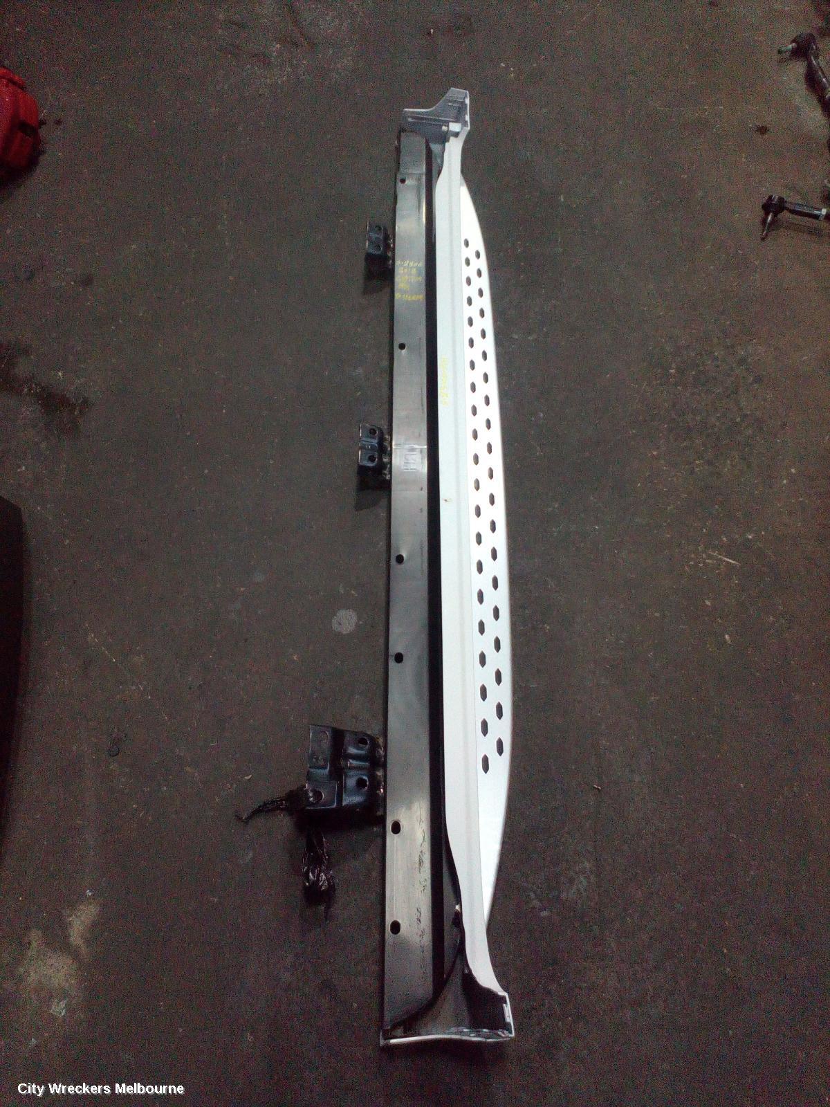 HOLDEN CAPTIVA SIDE STEP/SKIRT, CG, SILL SKIRT, RH SIDE, 01/2014 - 06/2018