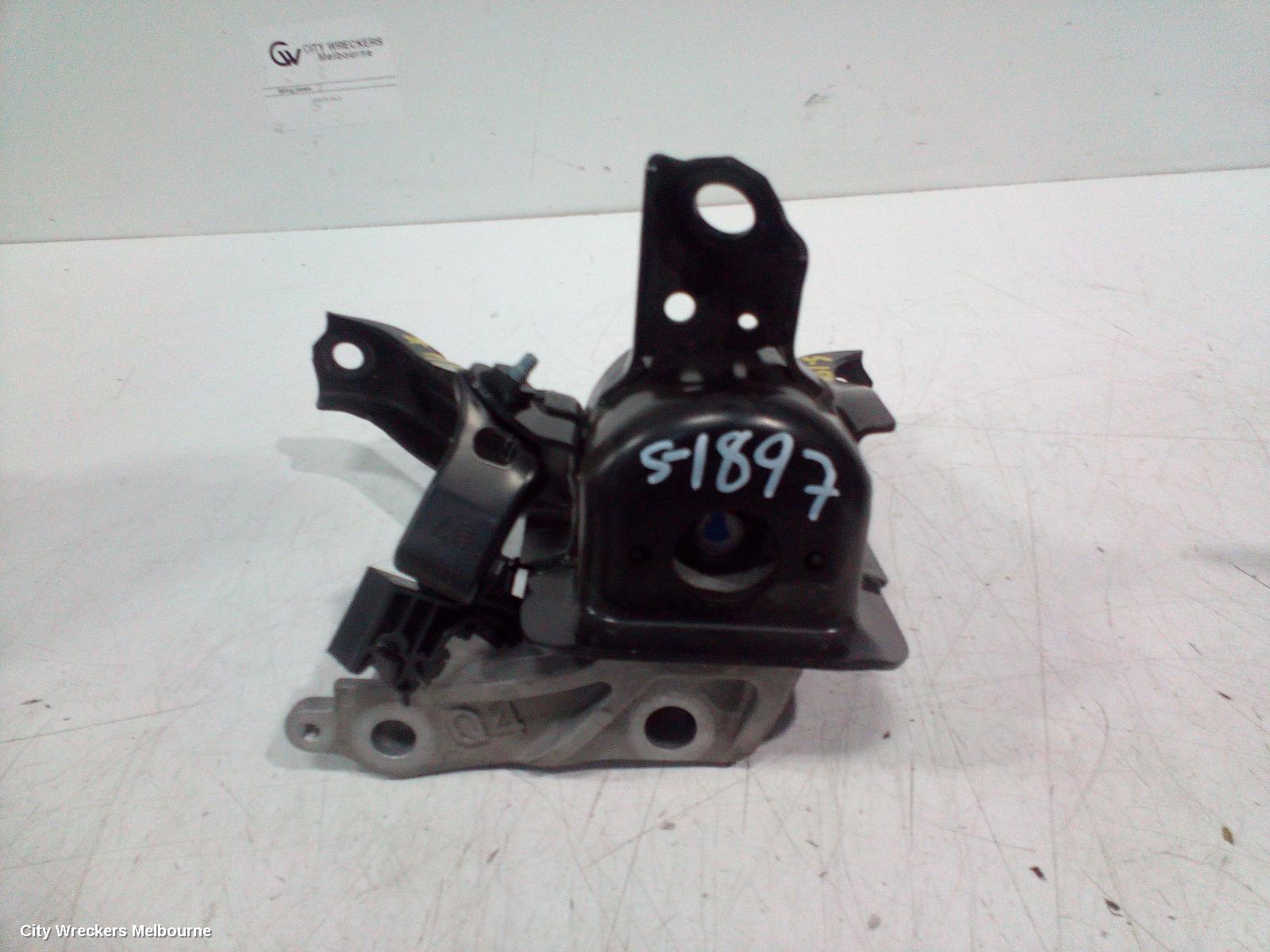 TOYOTA C-HR MOUNT, GEN 1, 12/2016 - 09/2023