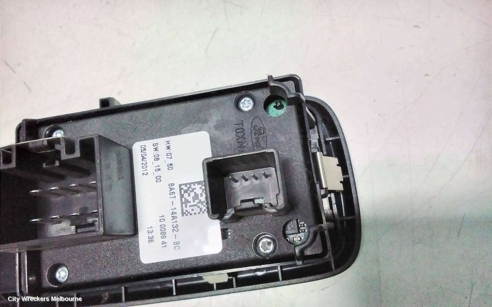 FORD FIESTA PWR DR WIND SWITCH, RH FRONT (MASTER SWITCH), 3DR HATCH, WS, 07/2008 - 12/2012