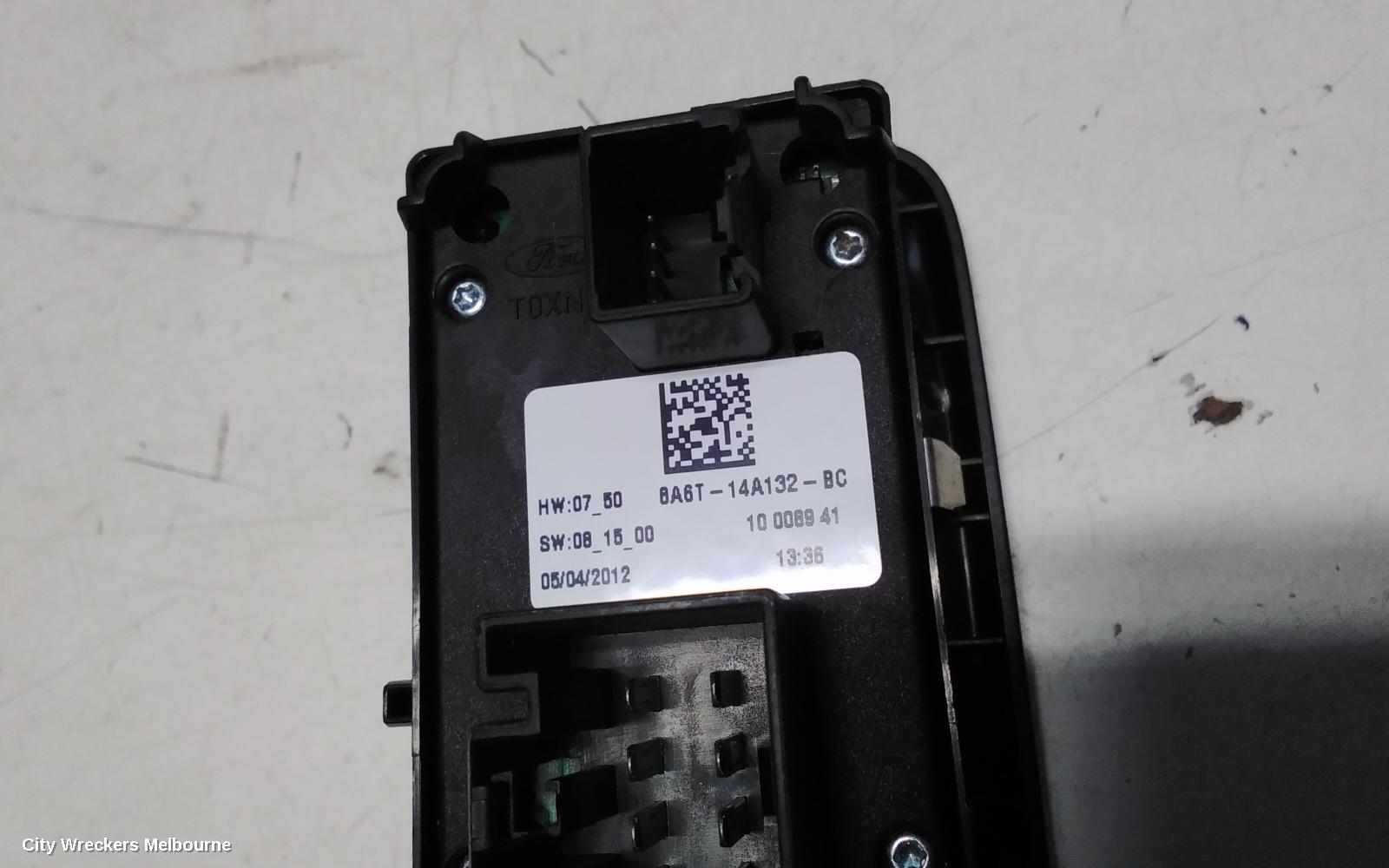 FORD FIESTA PWR DR WIND SWITCH, RH FRONT (MASTER SWITCH), 3DR HATCH, WS, 07/2008 - 12/2012