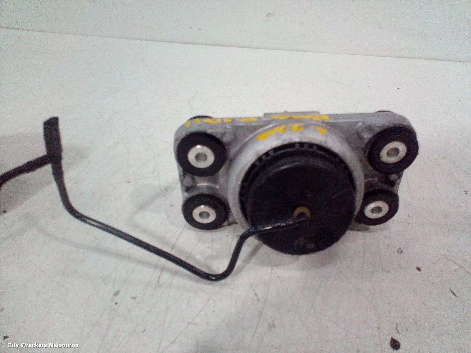 LAND ROVER RANGEROVER SPORT MOUNT, ENGINE MOUNT (RH SIDE), DIESEL, 3.0, SINGLE TURBO, L494, 06/2013 - 04/2022