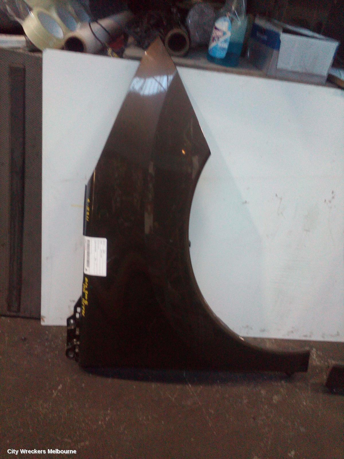 PEUGEOT 3008 RIGHT GUARD, T8, 05/2010 - 10/2016