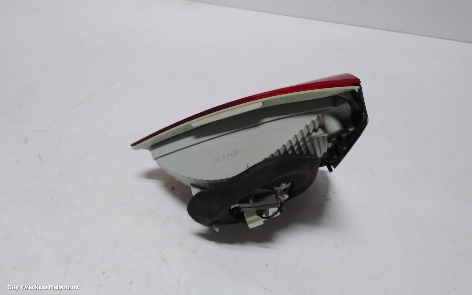 HYUNDAI IX35 REAR GARNISH, TAILGATE LAMP (LH SIDE), LM SERIES (VIN KMHJ), 11/2009 - 01/2016