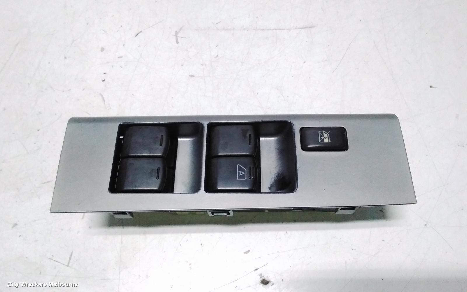 NISSAN NAVARA PWR DR WIND SWITCH, D40, RH FRONT (MASTER SWITCH), 4DR TYPE, SINGLE PLUG, NON CENTRAL LOCKING TYPE, 09/2005 - 08/2015