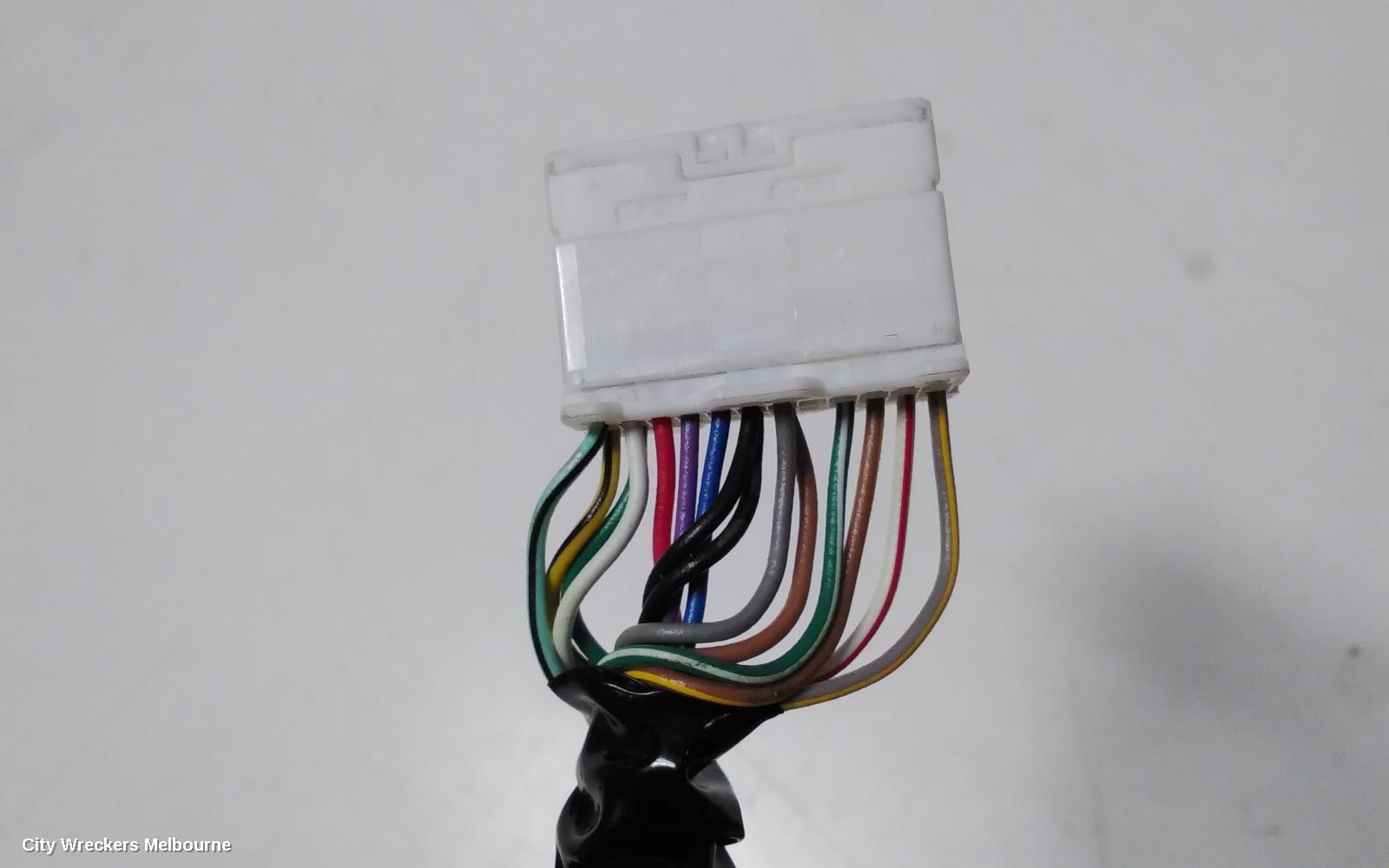 SUBARU FORESTER RIGHT DOOR MIRROR, SK, POWER FOLD, NON MEMORY, NON CAMERA, BODY COLOUR, 08/2018 ONWARDS