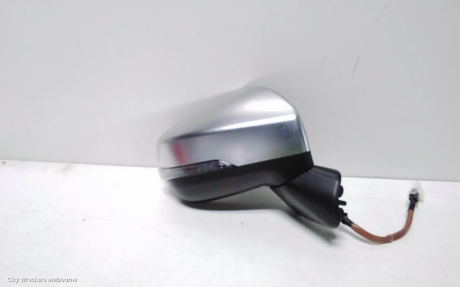 SUBARU FORESTER RIGHT DOOR MIRROR, SK, POWER FOLD, NON MEMORY, NON CAMERA, BODY COLOUR, 08/2018 ONWARDS
