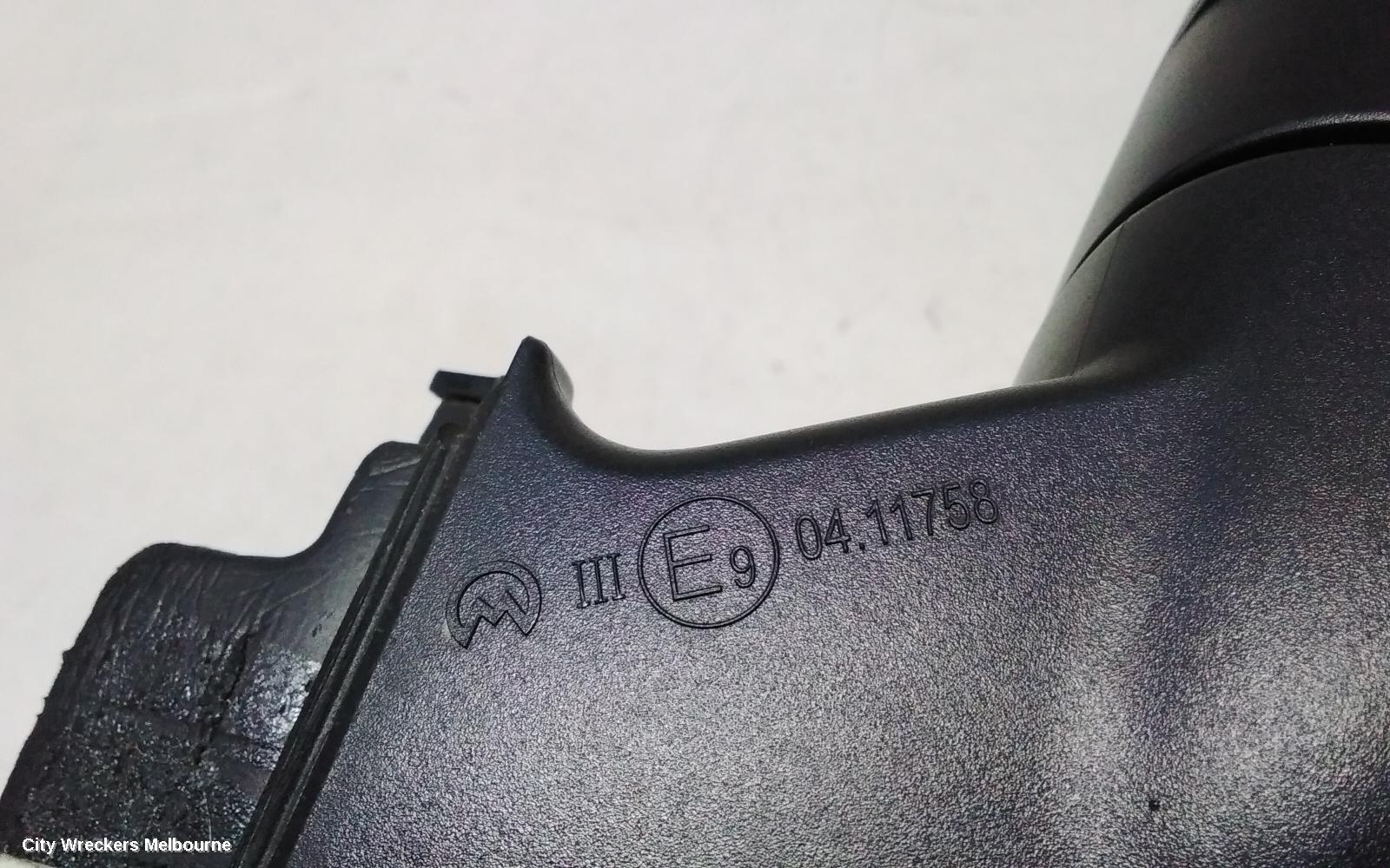 SKODA KAMIQ RIGHT DOOR MIRROR, NW, POWER FOLD, W/ LANE KEEPING AND LANE CHANGE SYSTEM TYPE, 06/2020 ONWARDS