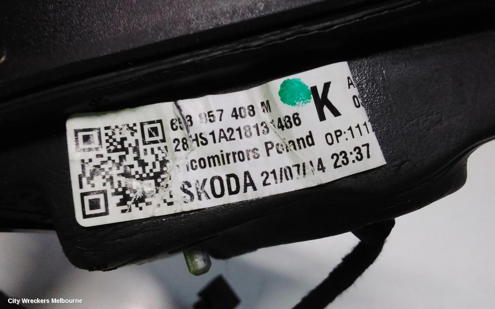 SKODA KAMIQ RIGHT DOOR MIRROR, NW, POWER FOLD, W/ LANE KEEPING AND LANE CHANGE SYSTEM TYPE, 06/2020 ONWARDS