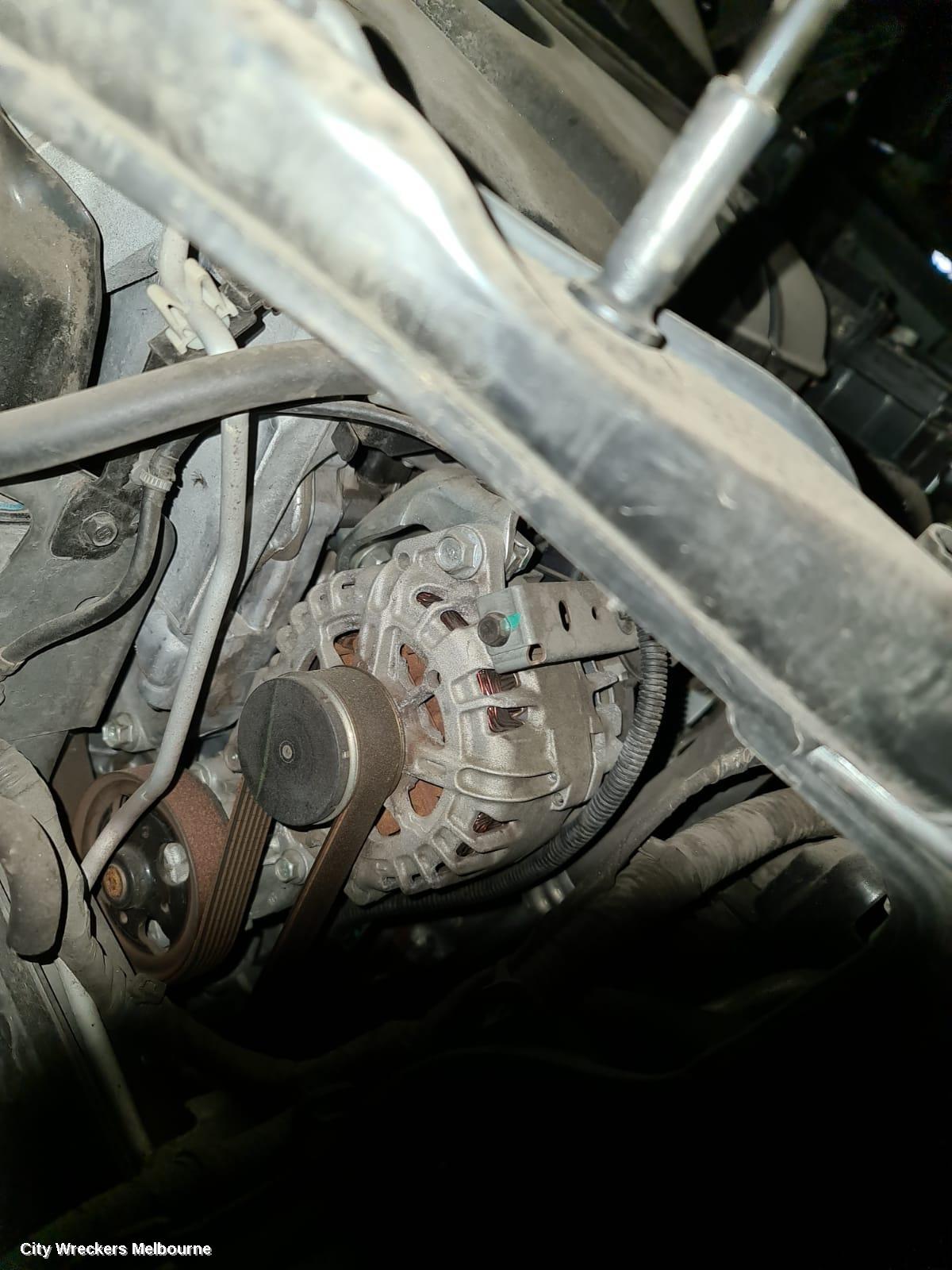RENAULT KALEOS LEFT FRONT HUB ASSEMBLY, H45, 09/2008 - 04/2016