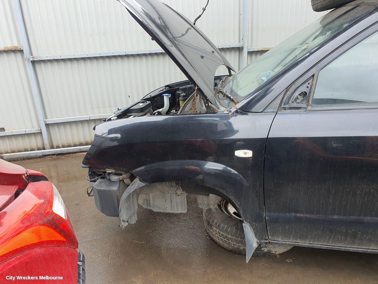 HYUNDAI TUCSON GRILLE, RADIATOR GRILLE, 08/2004 - 06/2008