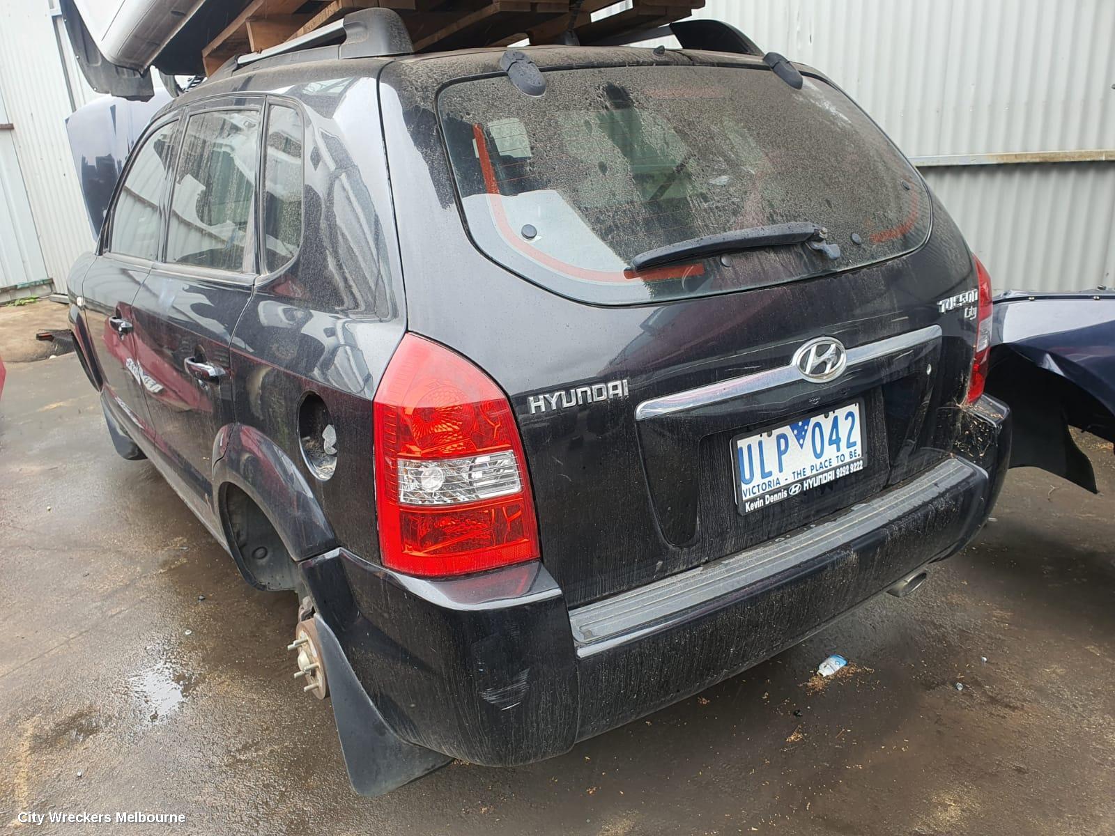 HYUNDAI TUCSON GRILLE, RADIATOR GRILLE, 08/2004 - 06/2008