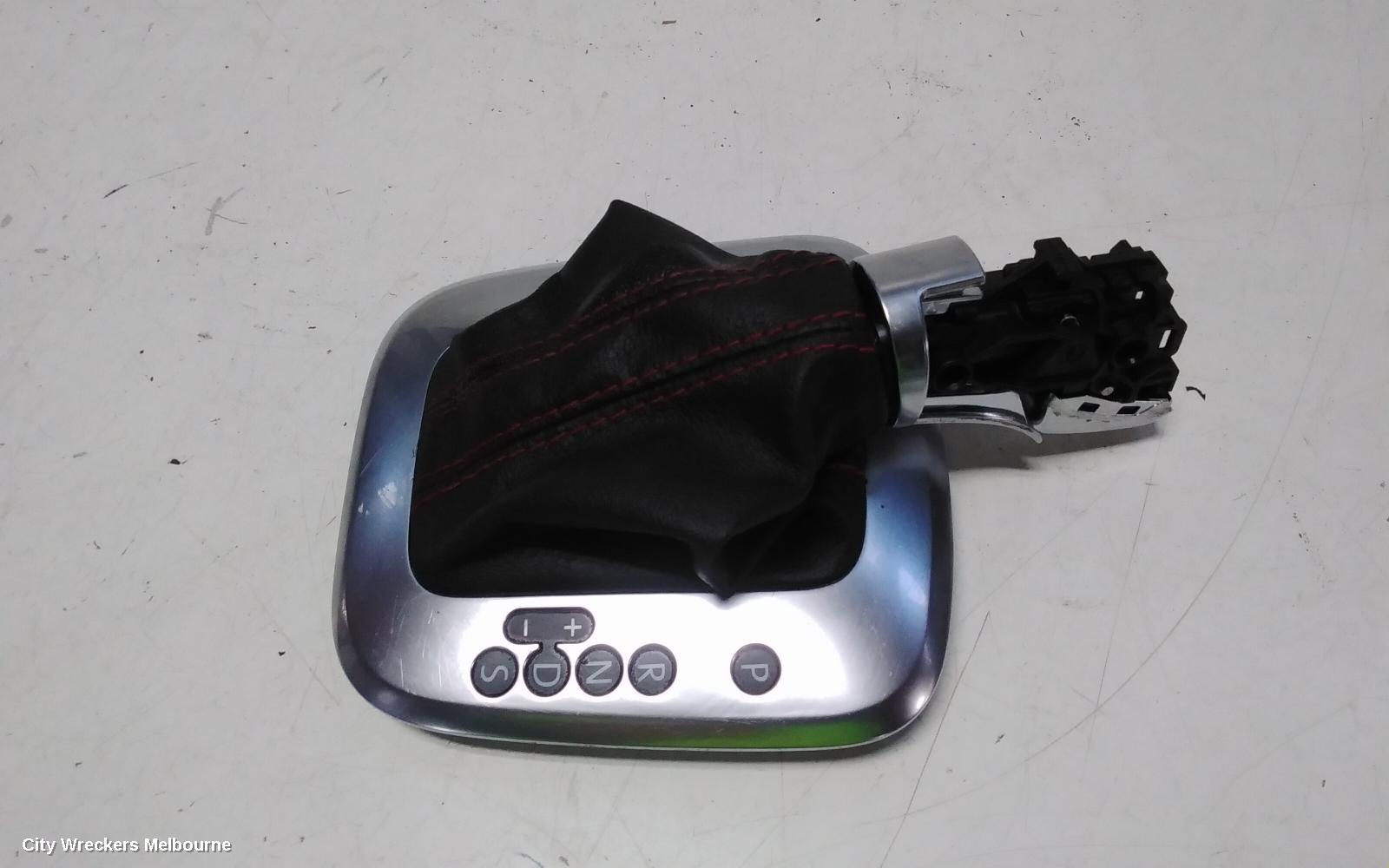 VOLKSWAGEN POLO GEAR STICK/SHIFTER, AUTO T/M, PETROL, 6R, 05/2010 - 09/2017