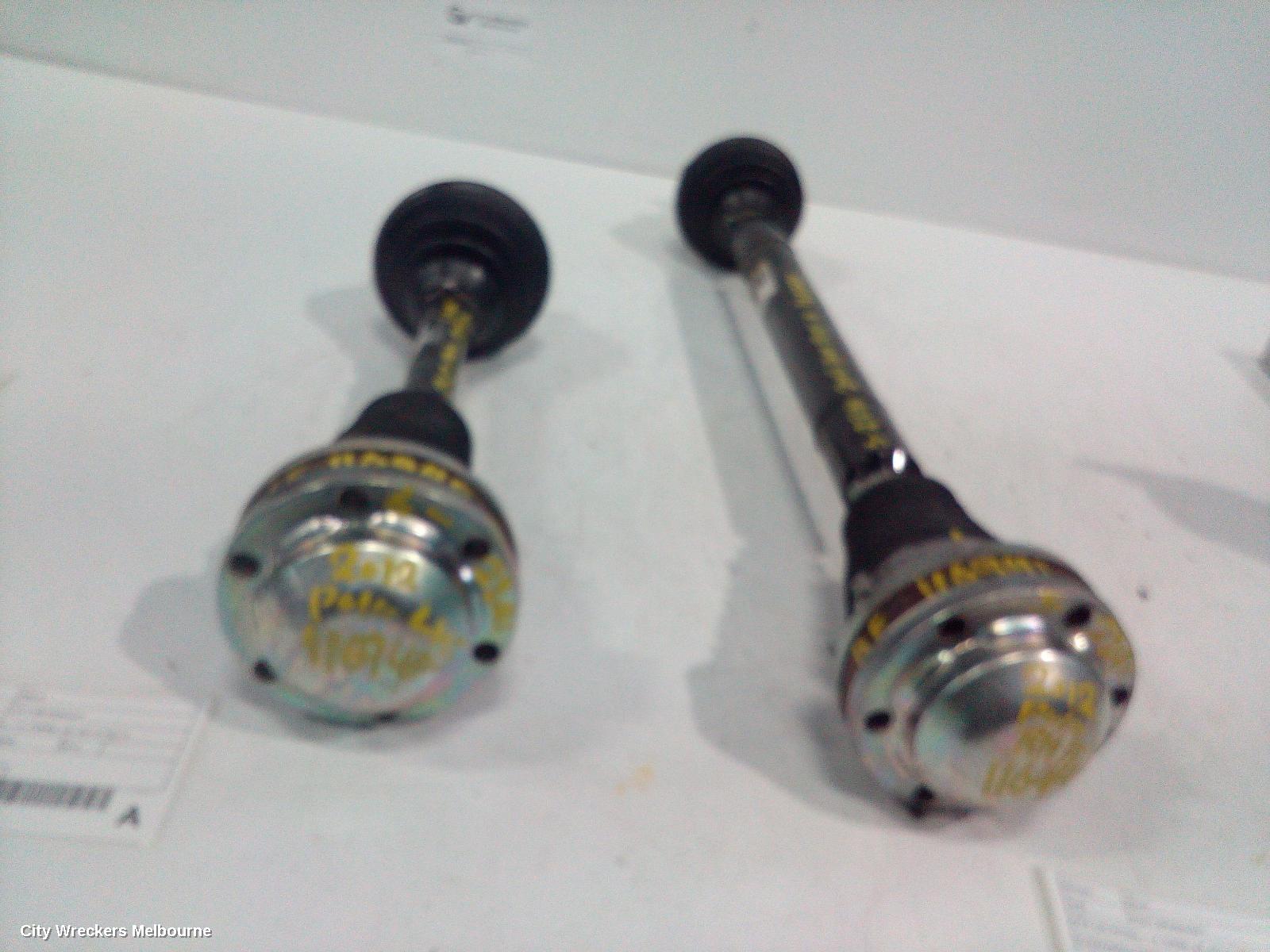 VOLKSWAGEN POLO LEFT DRIVESHAFT, AUTO T/M, PETROL, 1.4, TURBO, 6R, 05/2010 - 05/2014