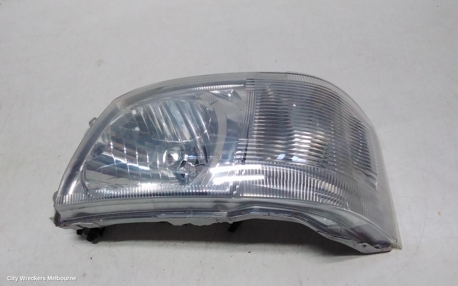 TOYOTA HIACE LEFT HEADLAMP, TRH/KDH, LWB/SWB, LENS# 26-118, 01/2005 - 08/2010