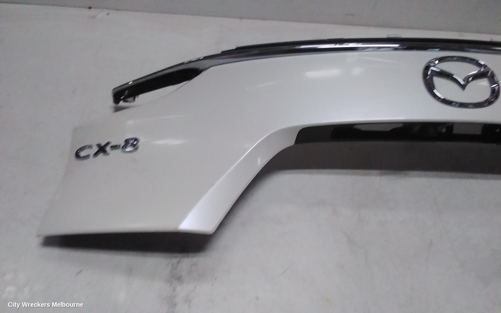 MAZDA CX8 REAR GARNISH, TAILGATE GARNISH (LOWER), NON SMART KEY TYPE, KG, 05/2018 ONWARDS
