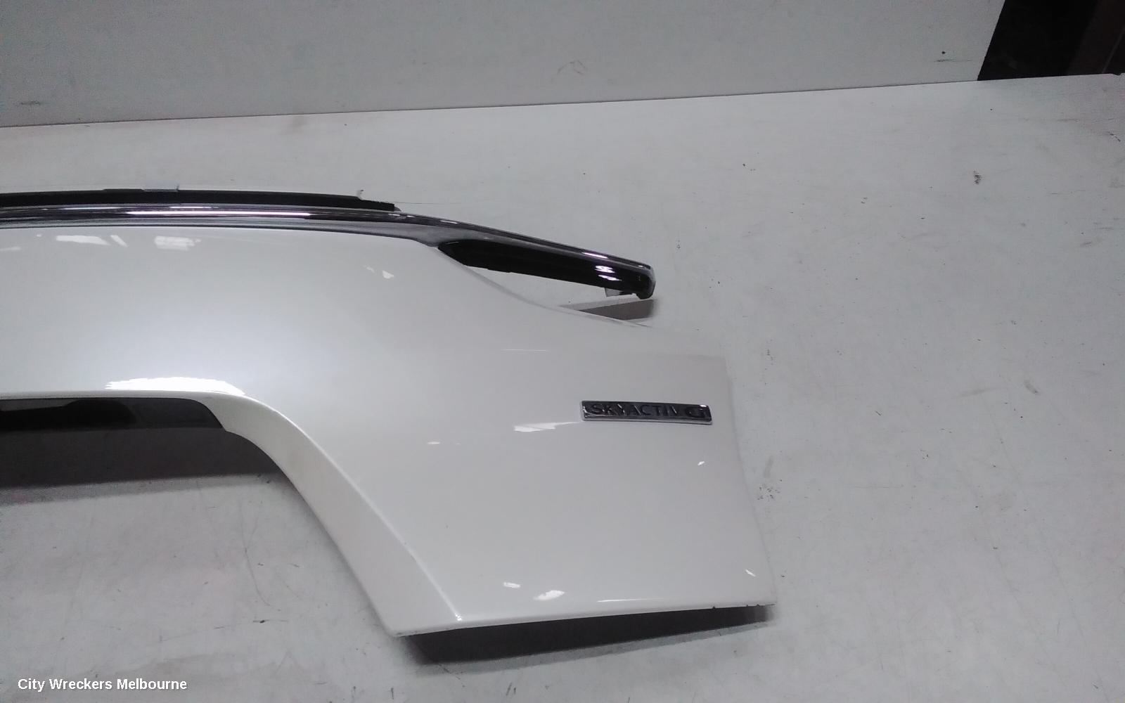 MAZDA CX8 REAR GARNISH, TAILGATE GARNISH (LOWER), NON SMART KEY TYPE, KG, 05/2018 ONWARDS