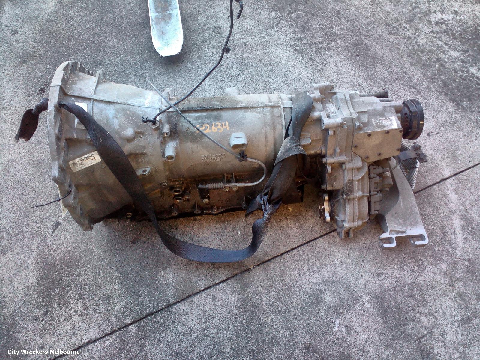 LAND ROVER RANGEROVER VELAR TRANS/GEARBOX, AUTO, AWD, PETROL, 3.0, W/ TRANSFER CASE, L560, 05/2017 ONWARDS
