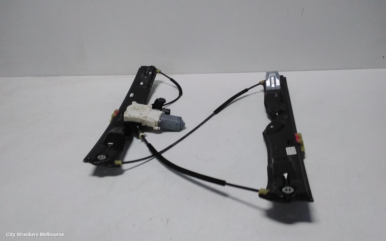LAND ROVER DISCOVERY SPORT LEFT FRONT WINDOW REG/MOTOR, L550, 01/2015 ONWARDS